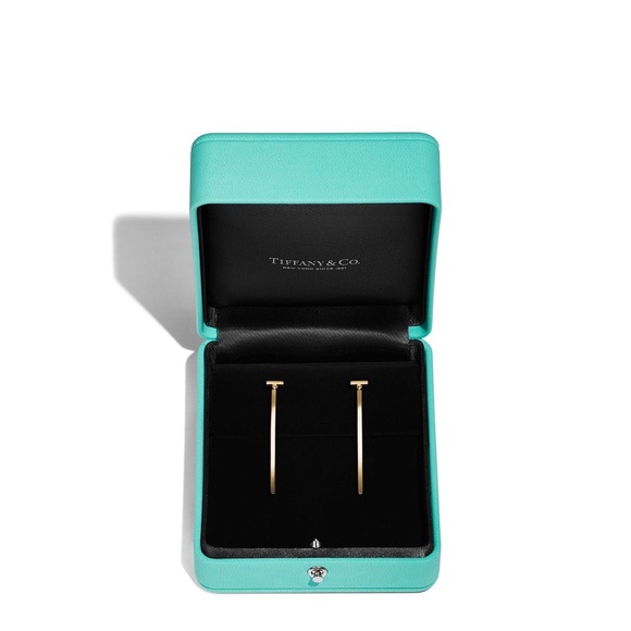 Tiffany & Co. Gold T bar Earrings - Picture 1 of 7